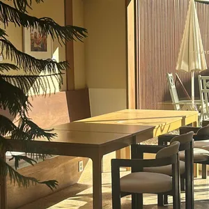 커피 인터뷰 대표 사진