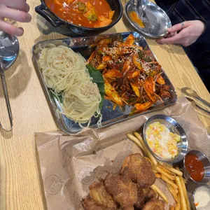 누구나홀딱반한닭 사진 1