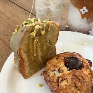 살라지살리 대표 사진