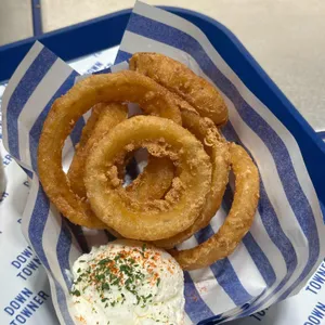 다운타우너 대표 사진