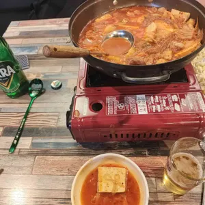 치어스 대표 사진