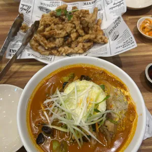 홍유단 대표 사진