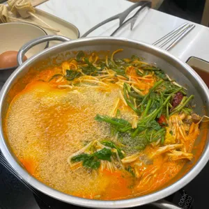 리리샤브 대표 사진