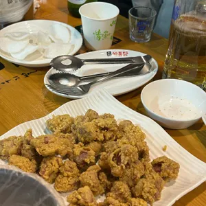 쌀통닭 대표 사진