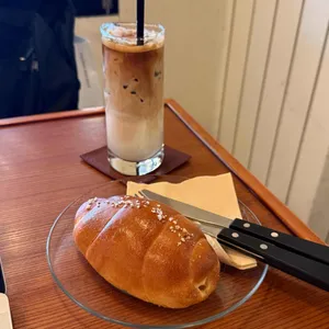 홀앤오츠 커피 사진 1