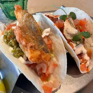 엘 비아제 대표 사진