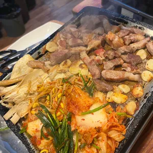 착한돈삼이네 대표 사진