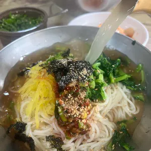 대동할매국수 사진 1