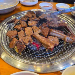 향촌숯불갈비 사진 1