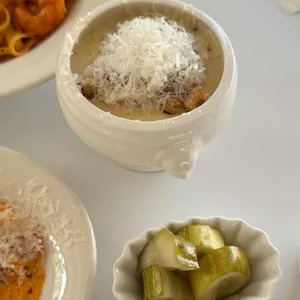 에이미테이블 사진