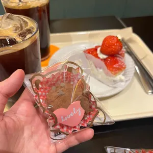 오티티 대표 사진