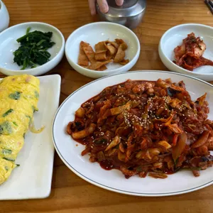 앞뜰식당 사진 1