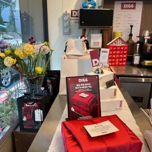 디에그 리뷰 사진