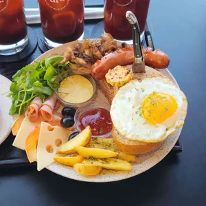 디어라운더 커피앤바 사진 2