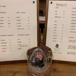 틈 리뷰 사진