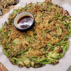 신비옥 대표 사진