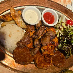 케르반 레스토랑 대표 사진