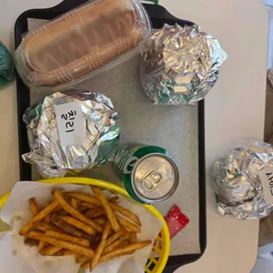 햄버거대마왕 사진