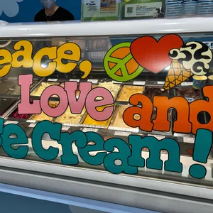 벤앤제리스 아이스크림케이크 사진