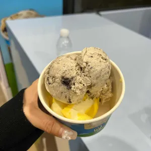 벤앤제리스 아이스크림케이크 대표 사진