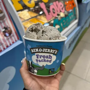 벤앤제리스 아이스크림케이크 대표 사진