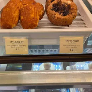 노멀커피 리뷰 사진