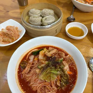 망향비빔국수 사진 1