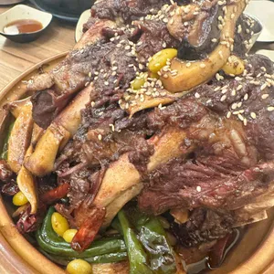 설반 대표 사진