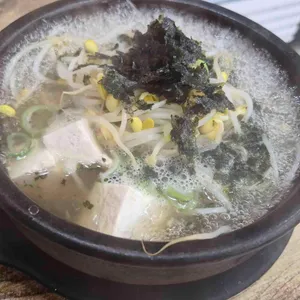 24시전주명가콩나물국밥 사진 1