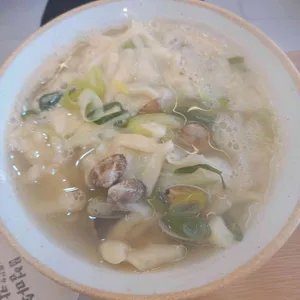 고향 엄마손 생바지락 칼국수 대표 사진