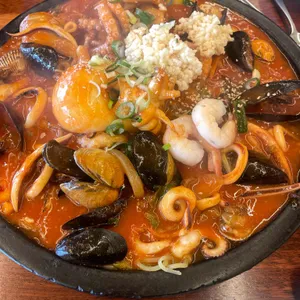 정성돌짬뽕 대표 사진