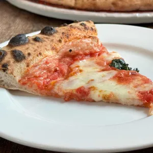 토브나인 대표 사진