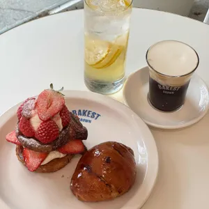 베이커스트 브라운 사진 2