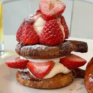 베이커스트 브라운 사진