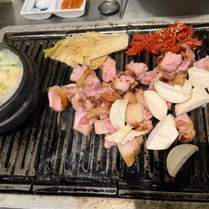 촌놈들 연탄구이 대표 사진