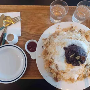 카페 공감 사진