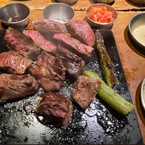 샤로스톤 대표 사진