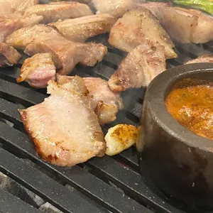 정고돈 대표 사진