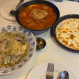 롤링파스타 대표 사진