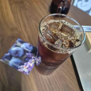 언더커피 대표 사진