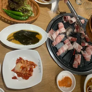 큰두레숯불갈비 사진 1