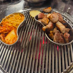 진담식당 대표 사진