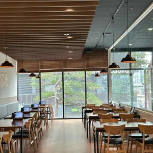 오퍼스240 대표 사진