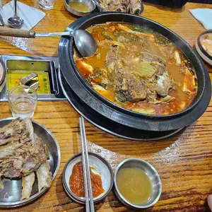 참맛감자탕 대표 사진