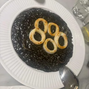 에토레 대표 사진