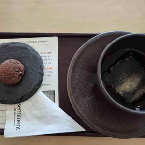 센티멘트 리뷰 사진