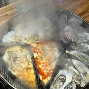 다퍼주는삼촌 사진