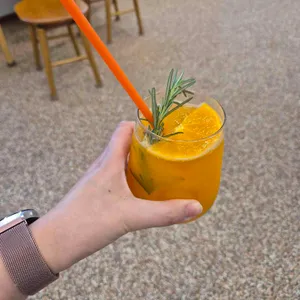 카페 더 콘테나 대표 사진