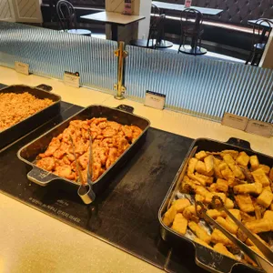 애슐리퀸즈 대표 사진