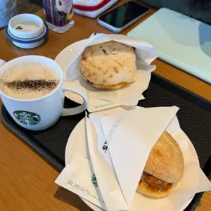 스타벅스 사진 1